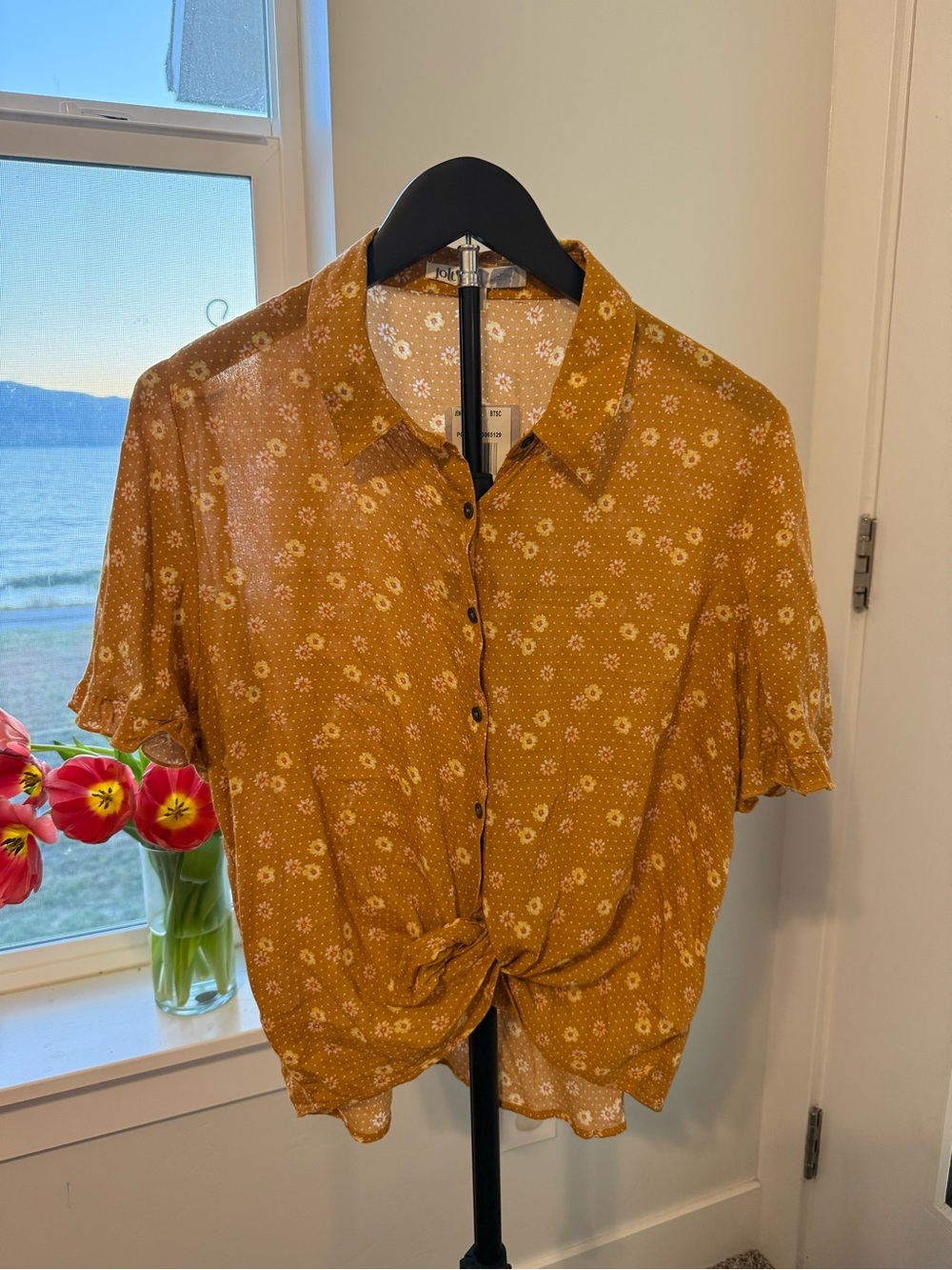 Jolt Mustard Floral Button-Front Knot Top